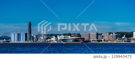 ノーフォーク広場から下関の眺め　パノラマ【福岡県北九州市】 129943473