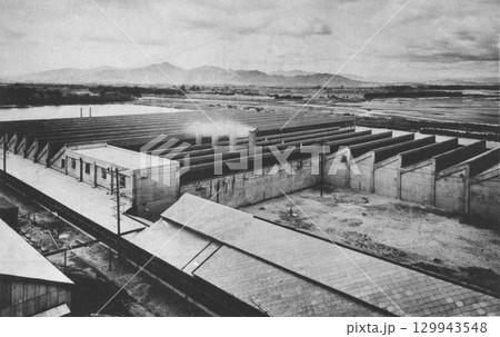 戦前の建築　近代建築　昭和の工場 129943548
