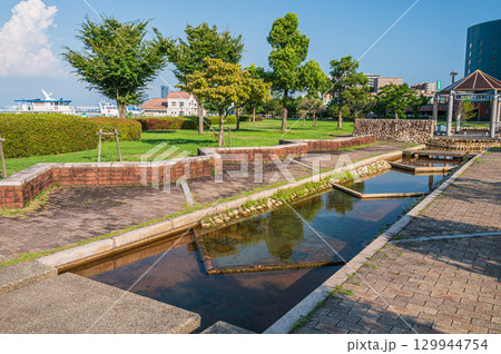 琵琶湖　大津湖岸なぎさ公園　滋賀県大津市 129944754