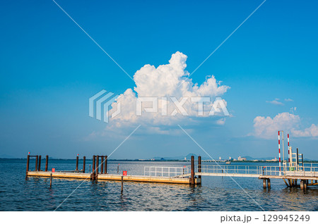 琵琶湖夏景色 滋賀県大津市 琵琶湖夏景色 滋賀県大津市 129945249