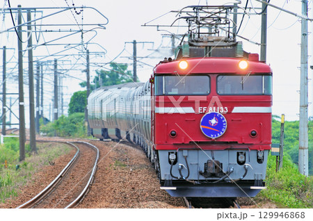 信越本線 押切-見附 JR東日本 EF81-133(田端)+E26系(尾久) カシオペア 信越本線 押切-見附 JR東日本 EF81-133(田端)+E26系(尾久) カシオペア 129946868
