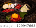 ユッケと焼肉 129947668