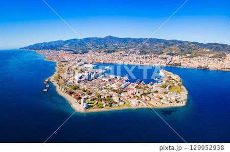 Messina city centre aerial panoramic view in Sicily 129952938