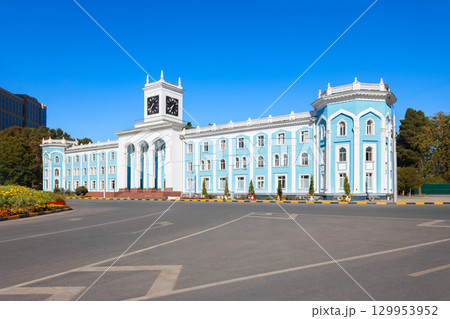 Tajik State Institute of Fine Arts and Design 129953952