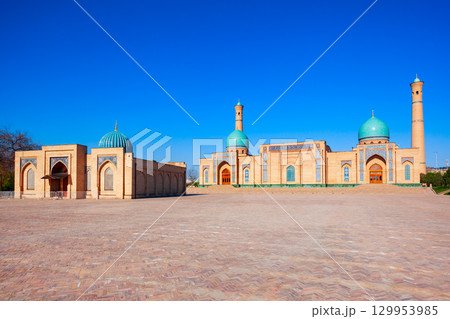 Hazrati Imam Mosque and Madrasah complex Hazrati Imam Mosque and Madrasah complex 129953985