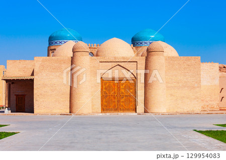 Gandimyan Darvaza Gate in Khiva, Uzbekistan Gandimyan Darvaza Gate in Khiva, Uzbekistan 129954083