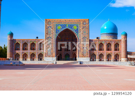 Registan ancient city in Samarkand, Uzbekistan 129954120