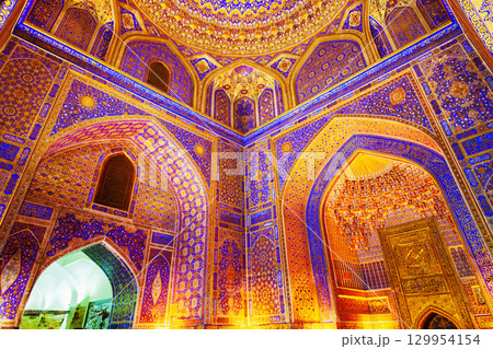 Registan mosaic pattern design background, Samarkand 129954154