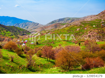 Mountain landscape between Samarkand and Shahrisabz 129954179