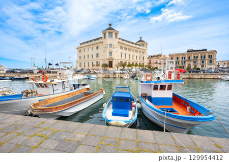 City marina and post office building, Syracuse 129954412