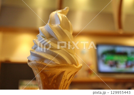 東京のミルクソフトクリーム 東京のミルクソフトクリーム 129955443