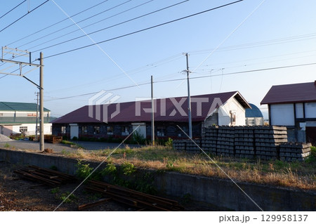 田舎館駅の古い倉庫 田舎館駅の古い倉庫 129958137