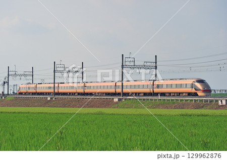東武日光線　栗橋－新古河　東武鉄道　100系　101編成　スペーシア　日光詣 129962876
