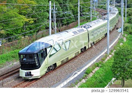 常磐線　偕楽園－赤塚　JR東日本　E001系（尾久）　四季島　7両試運転 129963541