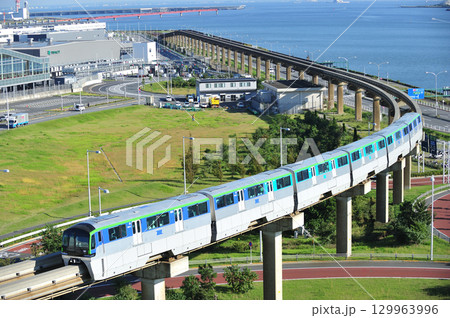 東京モノレール　新整備場－羽田空港第3ターミナル　10000形　10041編成 129963996