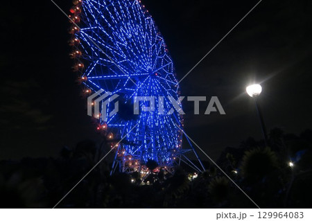 観覧車のある風景 観覧車のある風景 129964083