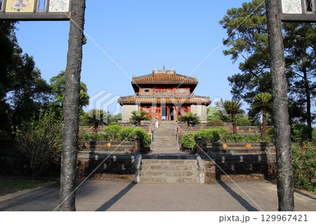 ベトナムフエのミンマン帝廟 129967421