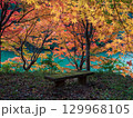 三重県大台町の紅葉のある風景 129968105