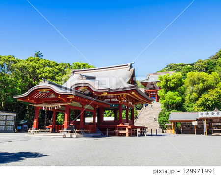 鎌倉　鶴岡八幡宮　舞殿 129971991