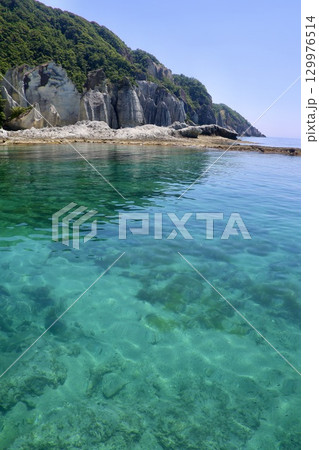 仏ヶ浦・海と蓬莱山（青森県・佐井村） 129976514