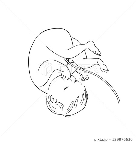 へその緒のついた赤ちゃん 129976630