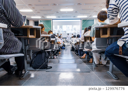 【#大学】授業風景 129976776