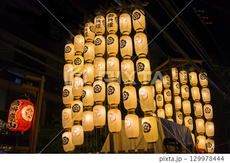 京都の祇園祭 後祭の宵山 橋弁慶山 京都の祇園祭 後祭の宵山 橋弁慶山 129978444