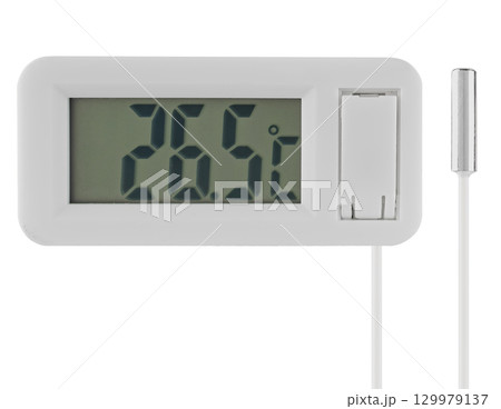 Universal thermometer for indoor and outdoor use with remote probe. 129979137