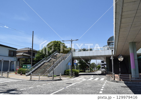 神奈川県藤沢市 六会日大前駅西口の街並み 神奈川県藤沢市 六会日大前駅西口の街並み 129979416