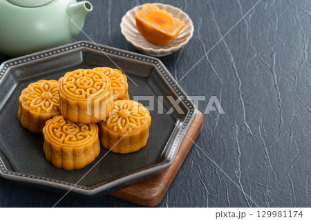 中秋 仲秋 中秋節 129981174
