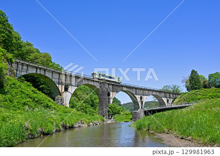 岩手・遠野 JR釜石線 宮守川橋梁 129981963