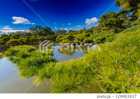 香川県丸亀市　中津万象園 129983817