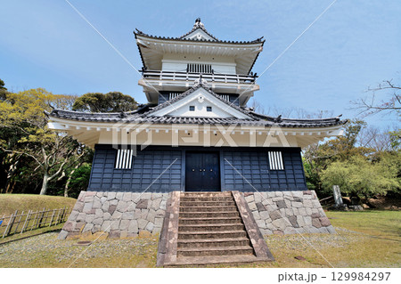 上総国「久留里城」模擬天守と曲輪 129984297