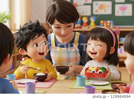 幼稚園児の楽しいお食事の時間 幼稚園児の楽しいお食事の時間 129984894
