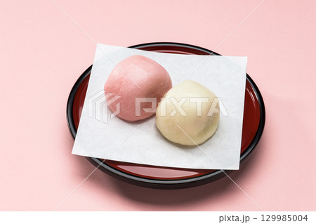 縁起の良い紅白まんじゅう 縁起の良い紅白まんじゅう 129985004