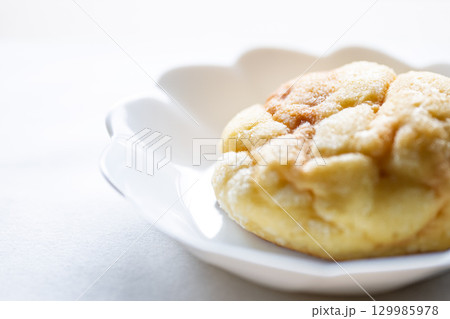 メロンパン(インスタントパン) 129985978