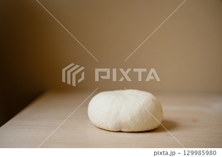 手打ちうどん　生地作り 129985980