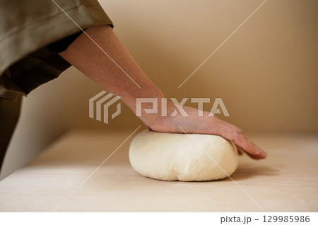 手打ちうどん　生地作り 129985986