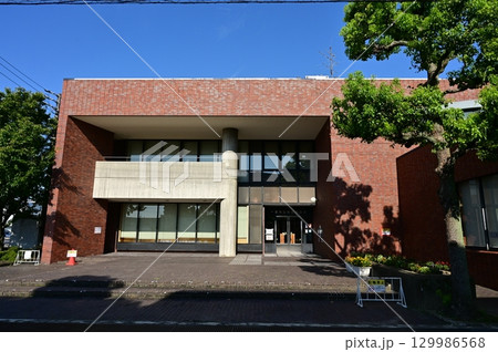 一宮市立尾西図書館（愛知県） 129986568