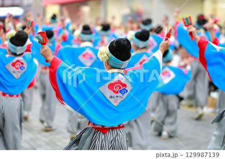 帯屋町で踊るよさこい祭り 帯屋町で踊るよさこい祭り 129987139