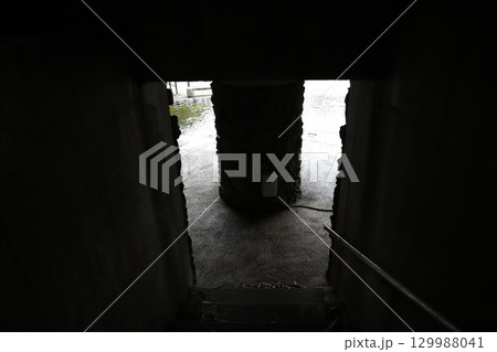 有馬温泉 湯けむり広場の内部へ（兵庫県 神戸市） 129988041