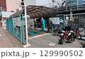 駐輪場のある風景 129990502