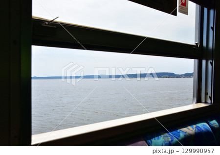 JR北海道、根室本線の浜中駅から厚岸駅までの車窓風景(2023年) 129990957