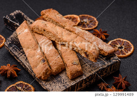 Biscotti or cantuccini biscuits, a crispy sweet Italian pastry. Biscotti dessert 129991489