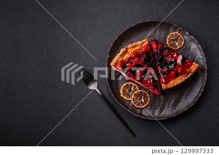 Pie, cheesecake with mascarpone, raspberries and blackberries. Cheesecake with cheese Pie, cheesecake with mascarpone, raspberries and blackberries. Cheesecake with cheese 129997333