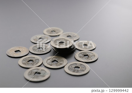 古銭の寛永通宝　江戸時代の貨幣通貨 129999442