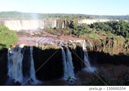 イグアスの滝 世界遺産 ブラジル側から見る ブラジル 南米 イグアスの滝 世界遺産 ブラジル側から見る ブラジル 南米 130000204