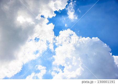 青空と白い雲 青空と白い雲 130001191
