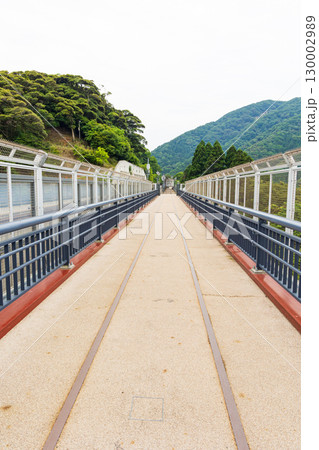 空の駅と呼ばれる餘部駅（余部鉄橋） 130002989