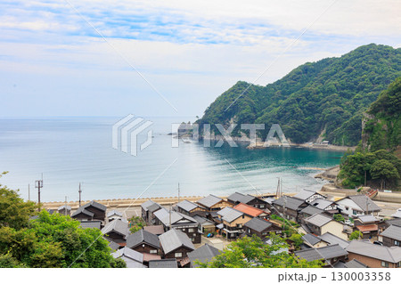 空の駅から眺める香美町の街並み(余部鉄橋) 空の駅から眺める香美町の街並み(余部鉄橋) 130003358